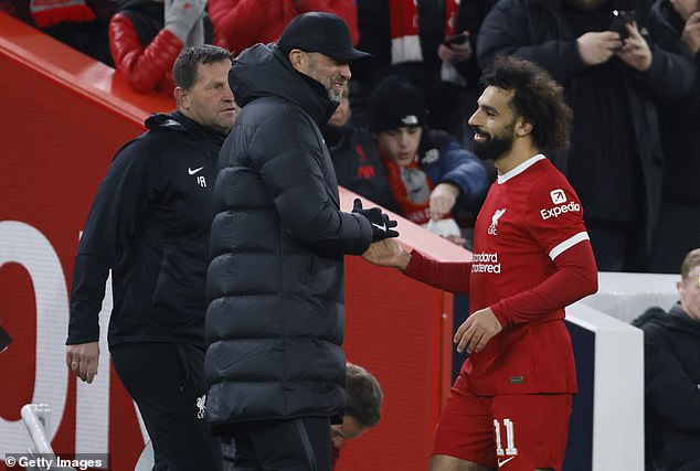 How will this announcement affect the mentality of his players, such as star striker Mo Salah?