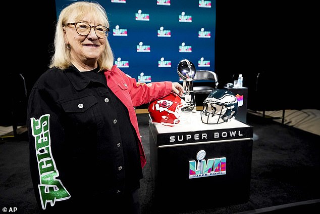 Blakley designed the popular, nonpartisan clothing that Donna Kelce wore to last year's Super Bowl