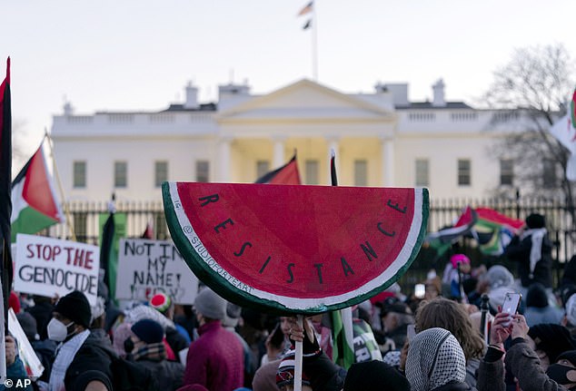 On January 13, thousands of protesters marched on the White House because staff had to be 