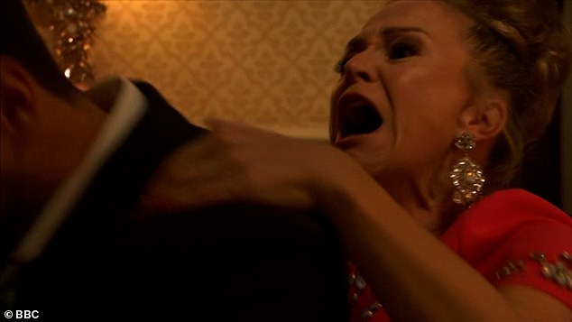 Linda Carter (Kellie Bright) grabbed a knife and stabbed Keanu in the back in an attempt to save Sharon Watt's (Letitia Dean) life as he strangled her