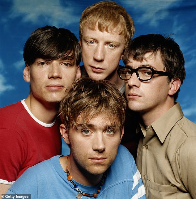 The Girls And Boys hitmakers famously had a rivalry with British band Oasis in their heyday (pictured together in 1995)