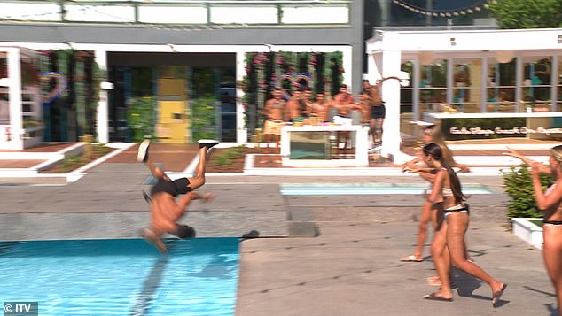 The Scot loses his balance and backflips into the villa's pool, leaving his co-stars in hysterics during tonight's episode