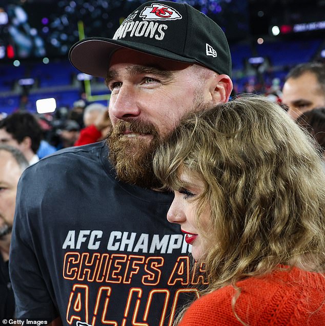 After the win, Kelce celebrated on the court with teammates and girlfriend Taylor Swift