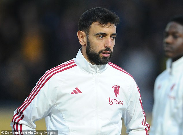 Manchester United captain Bruno Fernandes criticized his teammates for being greedy