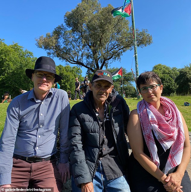 Greens MP Tim Read (left) also visited Mr Thorpe (centre) on Wednesday afternoon and asked others to join the protest group.