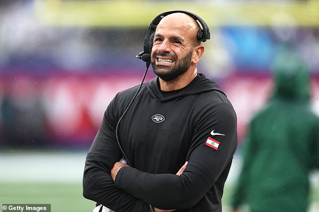 Jets head coach Robert Saleh grimaces during the team's Oct. 29 game against the Giants