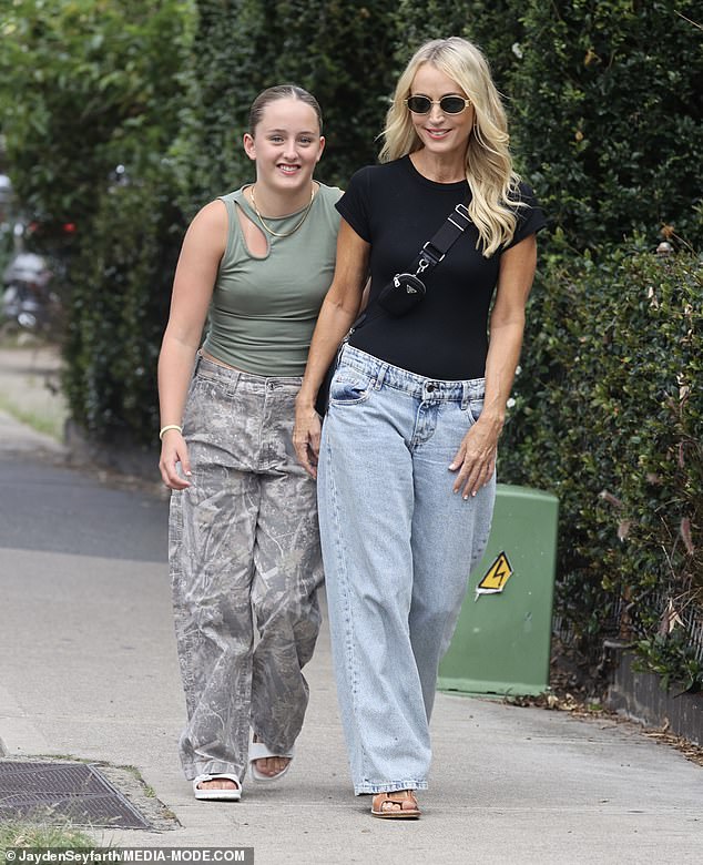 The radio star stepped out in stylish jeans and a black T-shirt as she headed to dinner at Totti's Italian restaurant