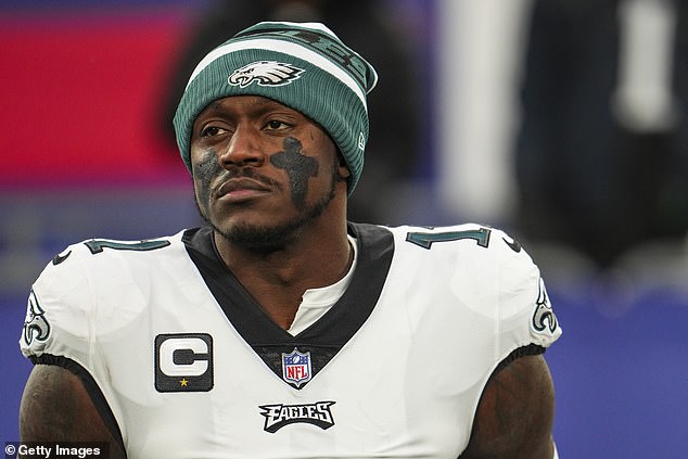 AJ Brown's use of social media was questionable four days before the Eagles' playoff game