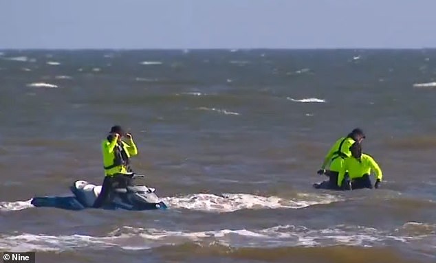 A snorkeler has been found dead after going missing on a Melbourne beach.