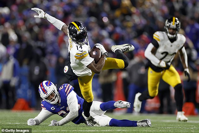 The Steelers came within seven points in the second half, but were unable to complete the playoff comeback