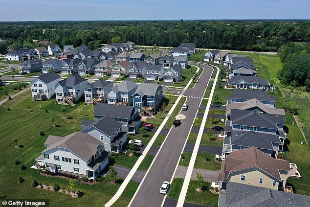 Developer buys homes in wealthy Midwest suburbs to rent to