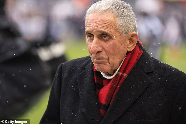 Atlanta Falcons owner Arthur Blank is desperate to hire Bill Belichick as his head coach