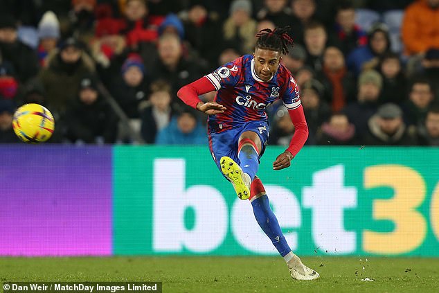 Michael Olise scored a stunning free-kick for Crystal Palace yesterday to deny United victory