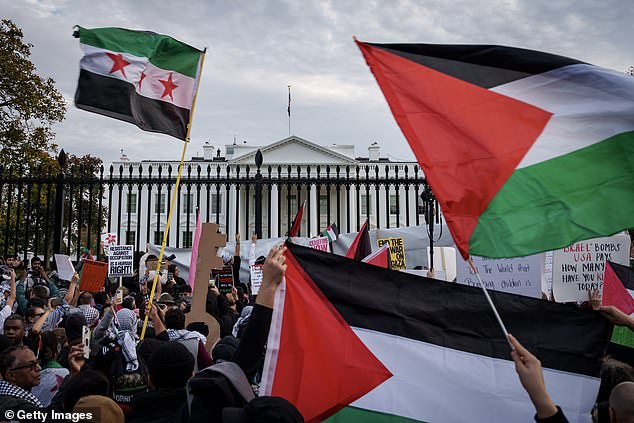 The White House is preparing for a strike by hundreds of employees in protest over the handling of the Middle East crisis and the financing of Israel's war effort.