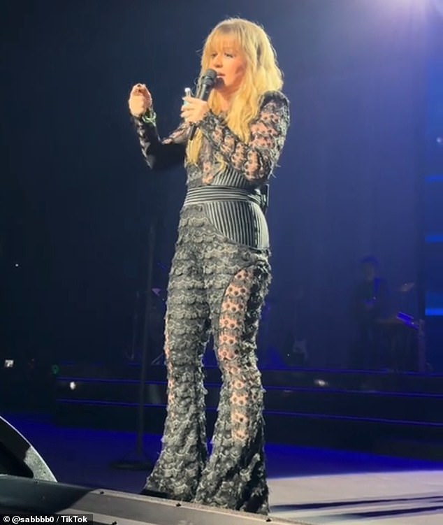 Kelly Clarkson took the stage at the Planet Hollywood theater in Las Vegas this week.  She looked sensational in a lace catsuit that hugged her impressive curves after drastically losing weight last summer