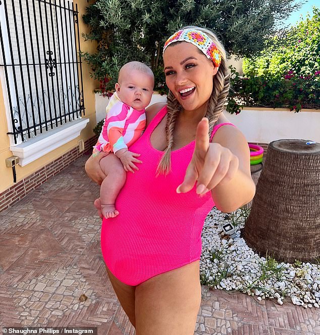 Her comment was in response to Shaughna's comment (pictured with daughter Lucia, eight months old): OK!  column.  She highlighted the drama of Luis, 29, and his unhappy ex-girlfriends