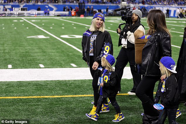 Kelly and her four daughters, Tyler, 3, Hunter, 5, and six-year-old twins Sawyer and Chandler