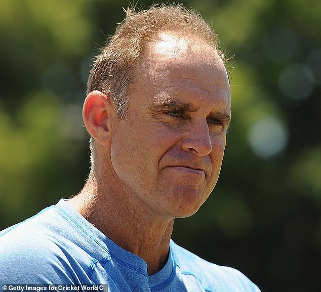 Australian cricket legend Matthew Hayden has endorsed fellow Queenslander Matt Renshaw as the man to replace David Warner