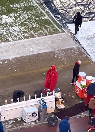 Chiefs quarterback Patrick Mahomes was on the sideline during the pregame