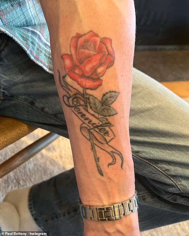 In a before photo, he showed a red rose tattoo on his forearm, with Jennifer's name, the colors of which had faded significantly