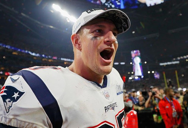 Rob Gronkowski pays tribute to Bill Belichick after his Patriots