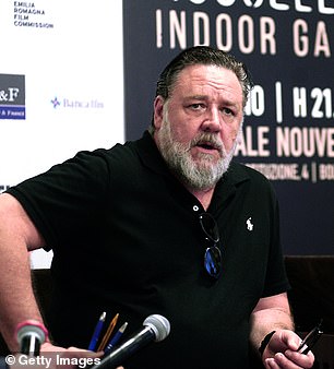 Hollywood star Russell Crowe has discovered he is related to Simon Fraser, 11th Lord Lovat, who became the last man to be beheaded in Britain when he was executed on Tower Hill in 1747.