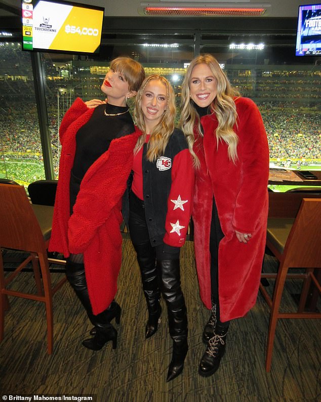 Taylor has been spotted hanging out with Mahomes (center) and other players' wives and girlfriends, including Lyndsay Bell (right)