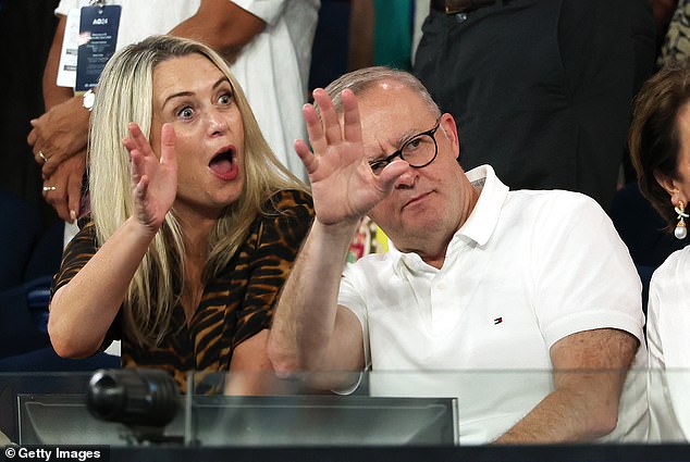 The powerful couple waved to the crowd before things went wrong