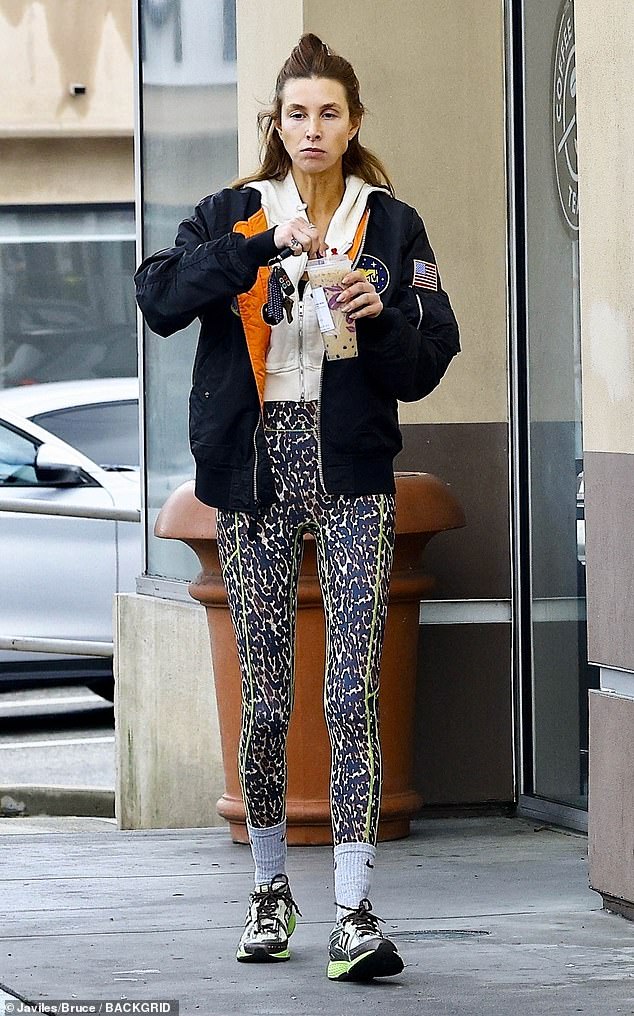 The 38-year-old former reality TV star was dressed in skin-tight leopard print leggings