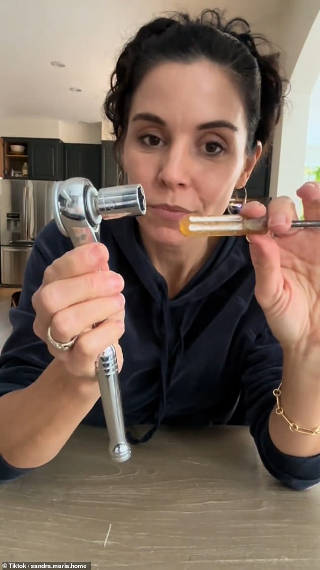 Woman reveals the RIGHT way to use a screwdriver