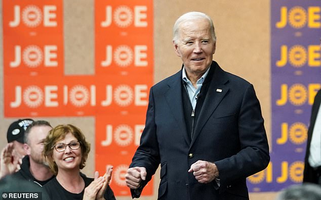 They set up shop across the street from a restaurant in Warren, where he met UAW union members