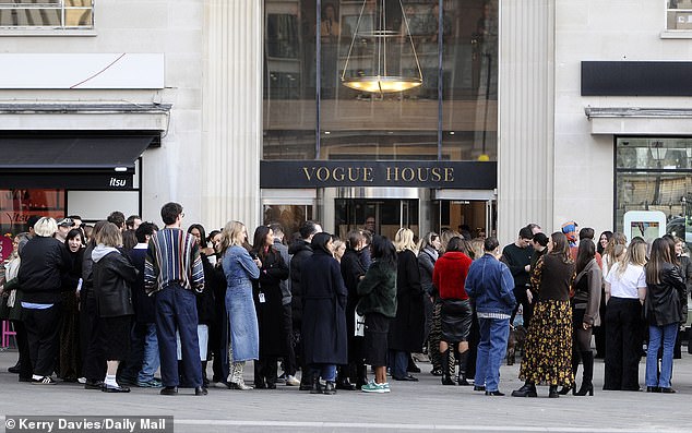 A huge crowd of employees gathered outside the Mayfair office to toast the building ahead of Condé Nast's move