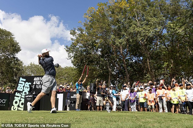 Fans began gathering around the tee box about a half hour before the 1:15 PM ET shotgun start