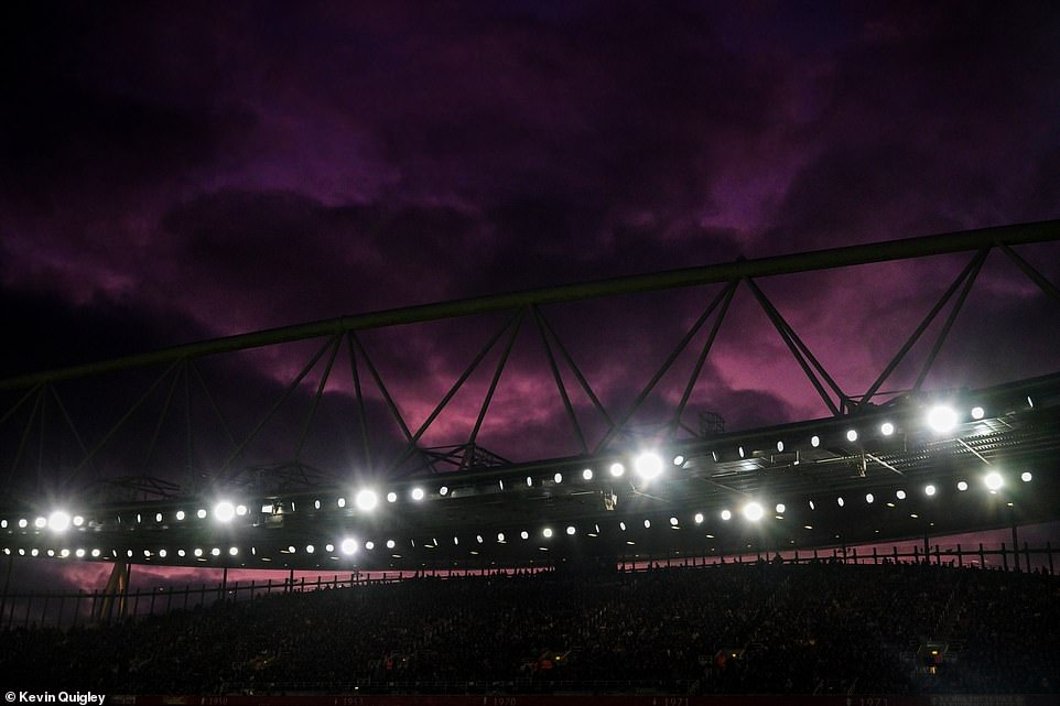 The setting sun created a deep purple hue in the night sky, the perfect backdrop for another memorable showdown