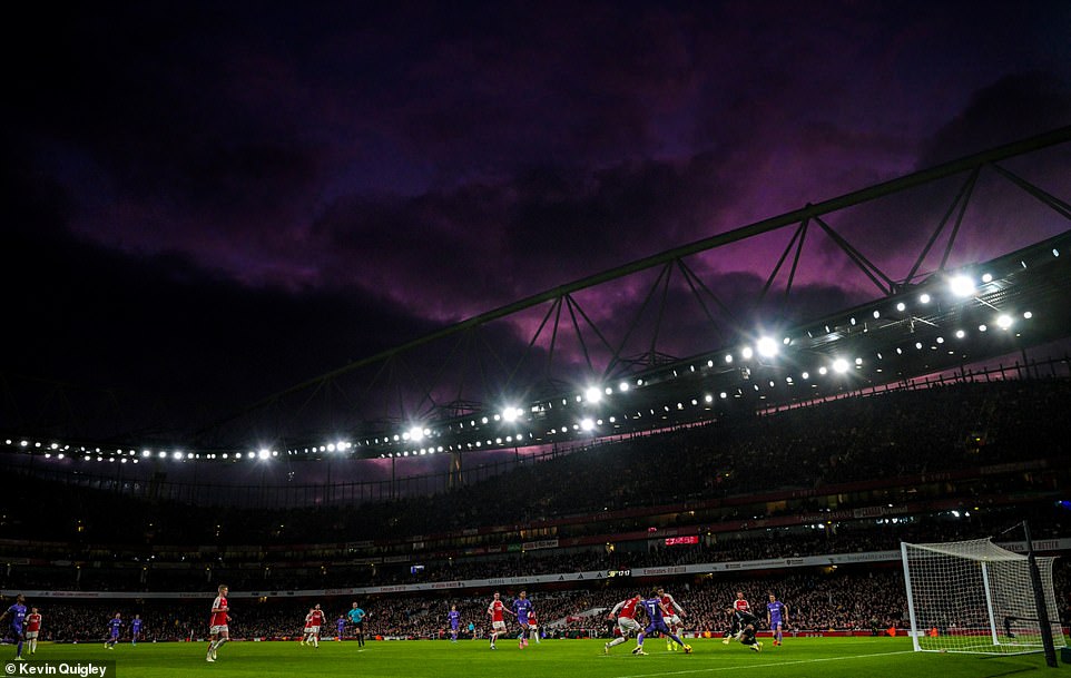 Under the piercing floodlights, Arsenal appeared to fend off Luis Diaz as goalkeeper David Raya raced off his line