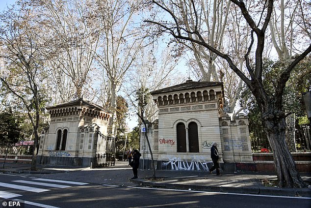 The girl was raped at around 7:30 PM on January 30 in the Villa Bellini Park in Catania, Sicily (photo)