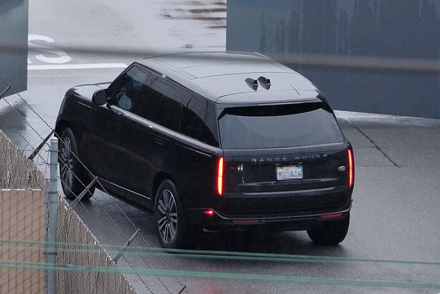 A car believed to be carrying Prine Harry arrives at LAX airport on Monday