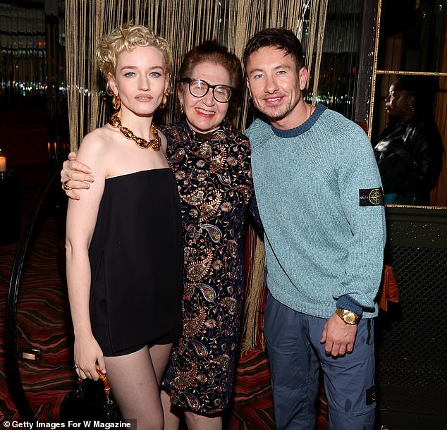 While pausing for a quick photo op, Barry was seen crossing paths with actress Julie Garner as well as journalist Lynn Hirschberg