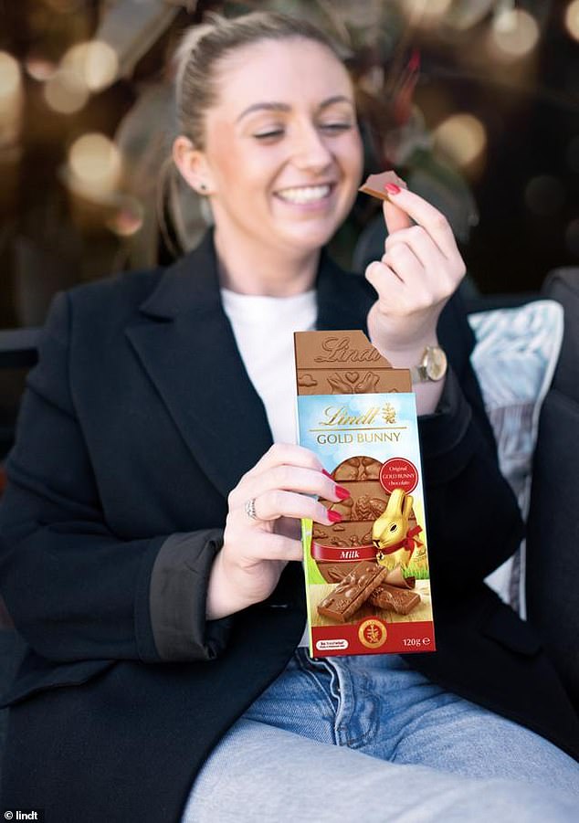 The new chocolate block (pictured) is made with the same white Lindt chocolate, blended with the blend of authentic flavors that chocoholics know and love