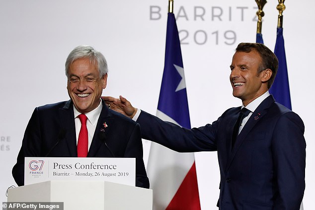 Pinera with the President of France, Emmanuel Macron, in August 2019