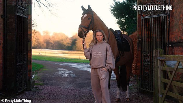 In keeping with her country aesthetic, the PLT brand ambassador posed confidently while looking at a large horse in a beige two-piece lounge set