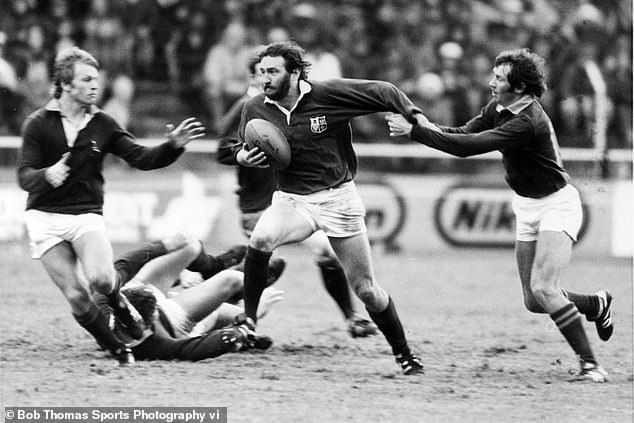 Ray Gravell (center, in 1980) staying with Woodward during the 1980 British and Irish Lions tour