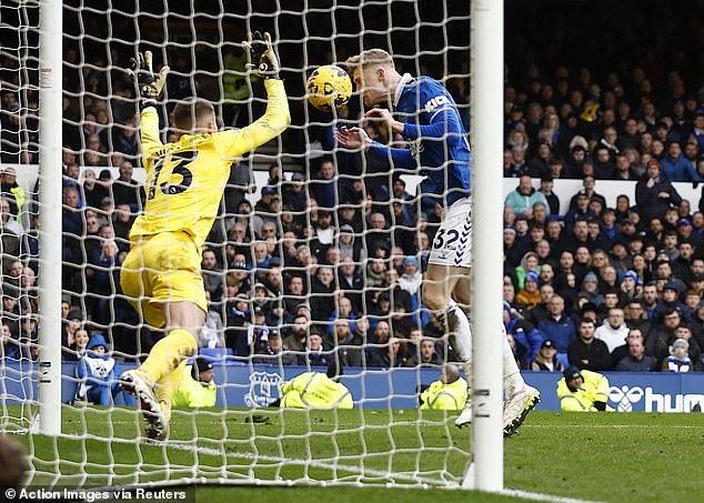 He refused to accept that Tottenham have a problem with late goals despite Everton's equalizer