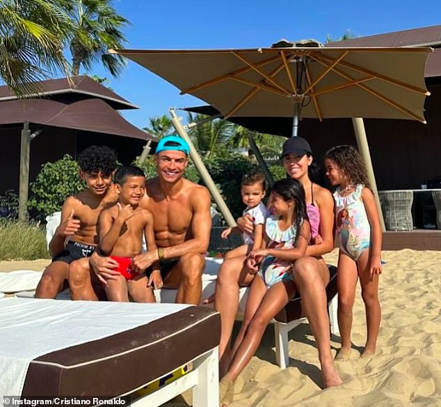 Ronaldo spent time with his entire family in Dubai during the January pre-season break