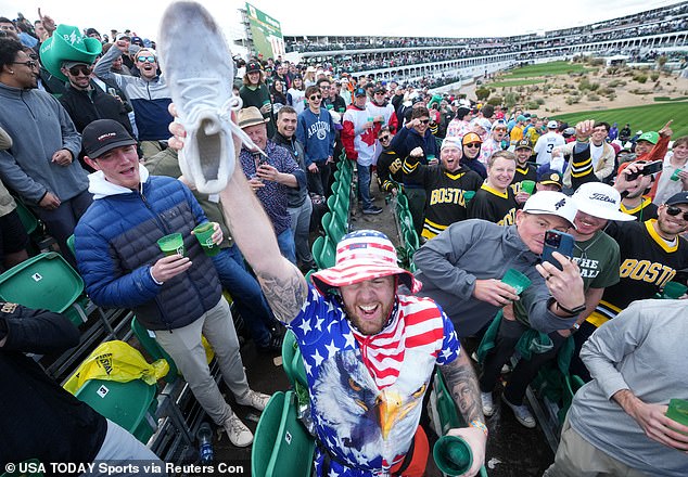 Due to the large crowds, the gates were closed to visitors for the first time in the event's history