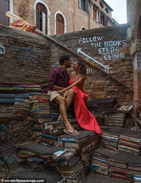 Danni and Fede visited the Libreria Acqua Alta, a quirky bookstore in Venice with steps made of books