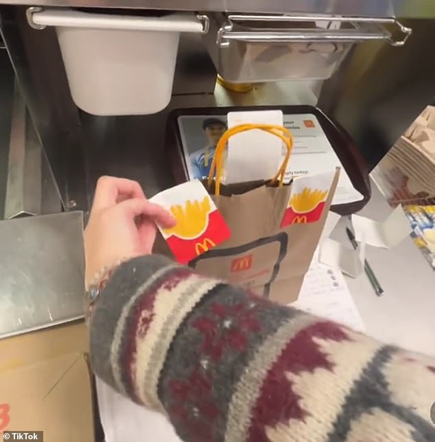 The TikToker is seen sealing the bag after she simply dropped the salt packet in for a strange order