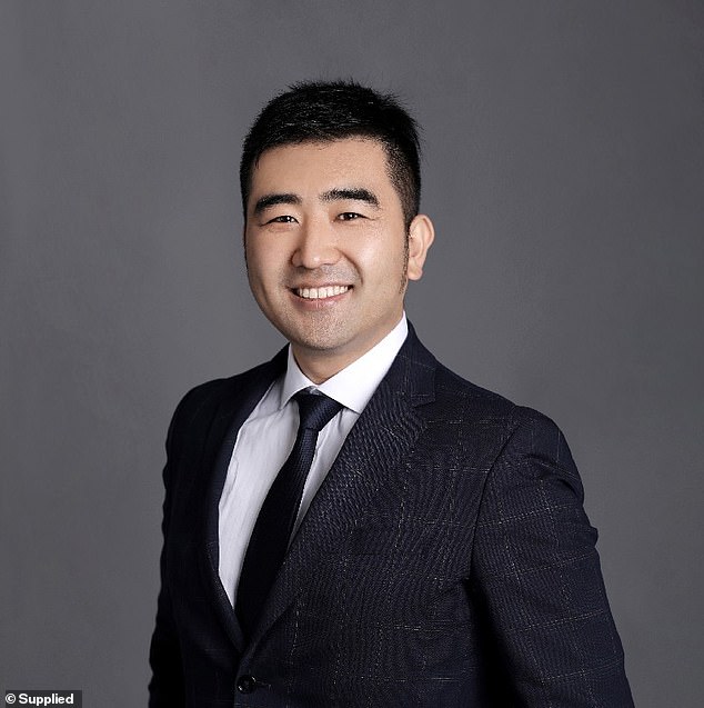 Peter Li, the Sydney-based manager of the Plus Agency, told Daily Mail Australia that Chinese buyers are now more likely to buy something they or their children can live in.