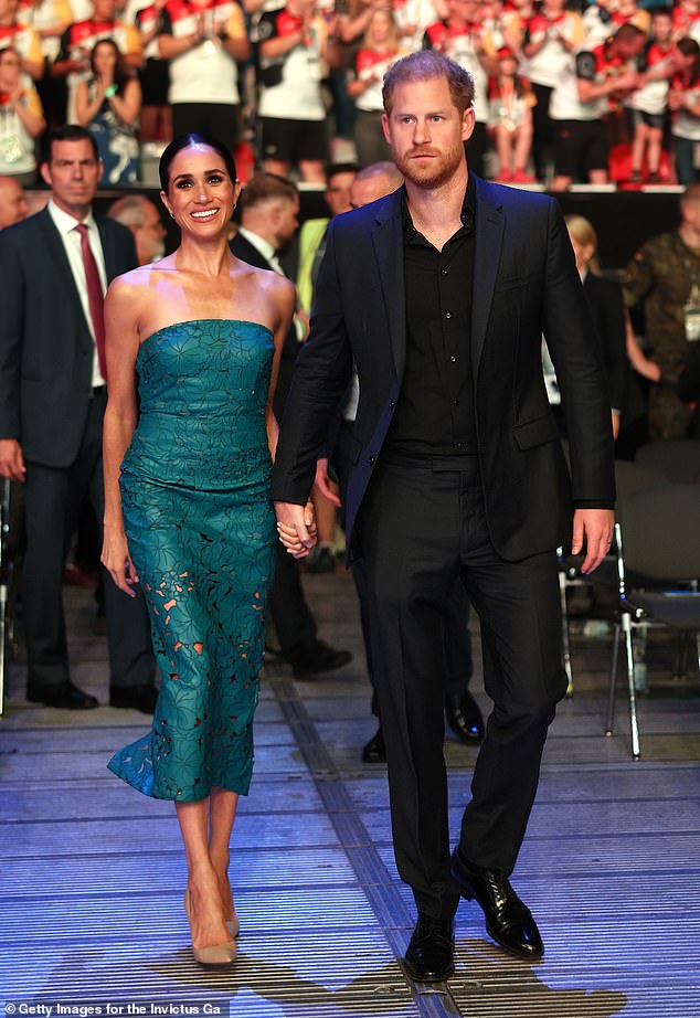 Harry and Meghan attend the closing ceremony of the Invictus Games Düsseldorf 2023 at the Merkur Spiel-Arena on September 16, 2023