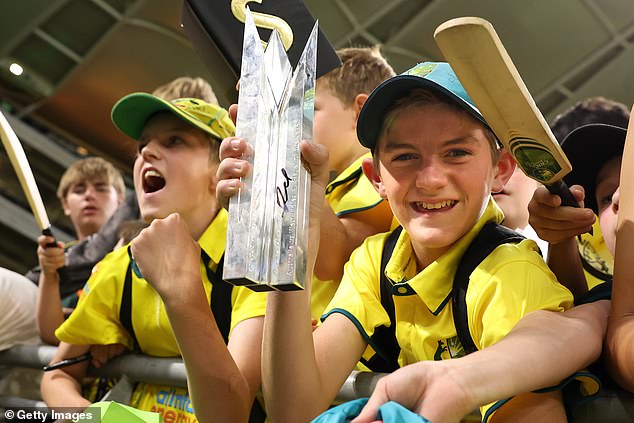 He presented his player of the series trophy to a young fan in a stylish manner